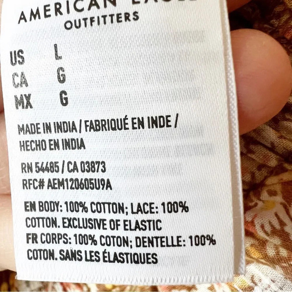 American Eagle Size Large Ditsy‎ Floral Top Smocking High Neck Brown Fall Tones - Picture 4 of 7